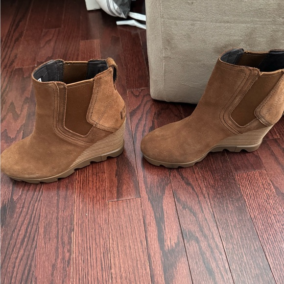 Sorel. Tan size 8 only worn once - Picture 13 of 16